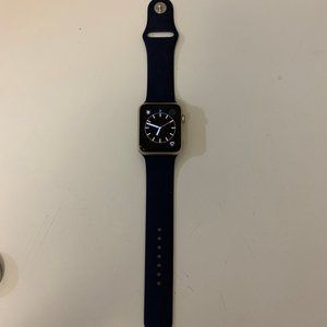 Apple Watch 7000 Series 42mm (Great Condition)